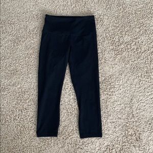 black yogalicious leggings